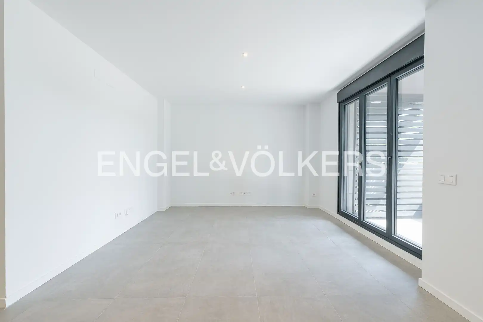 Living room of Flat for rent in Las Rozas de Madrid  with Air Conditioner, Heating and Terrace