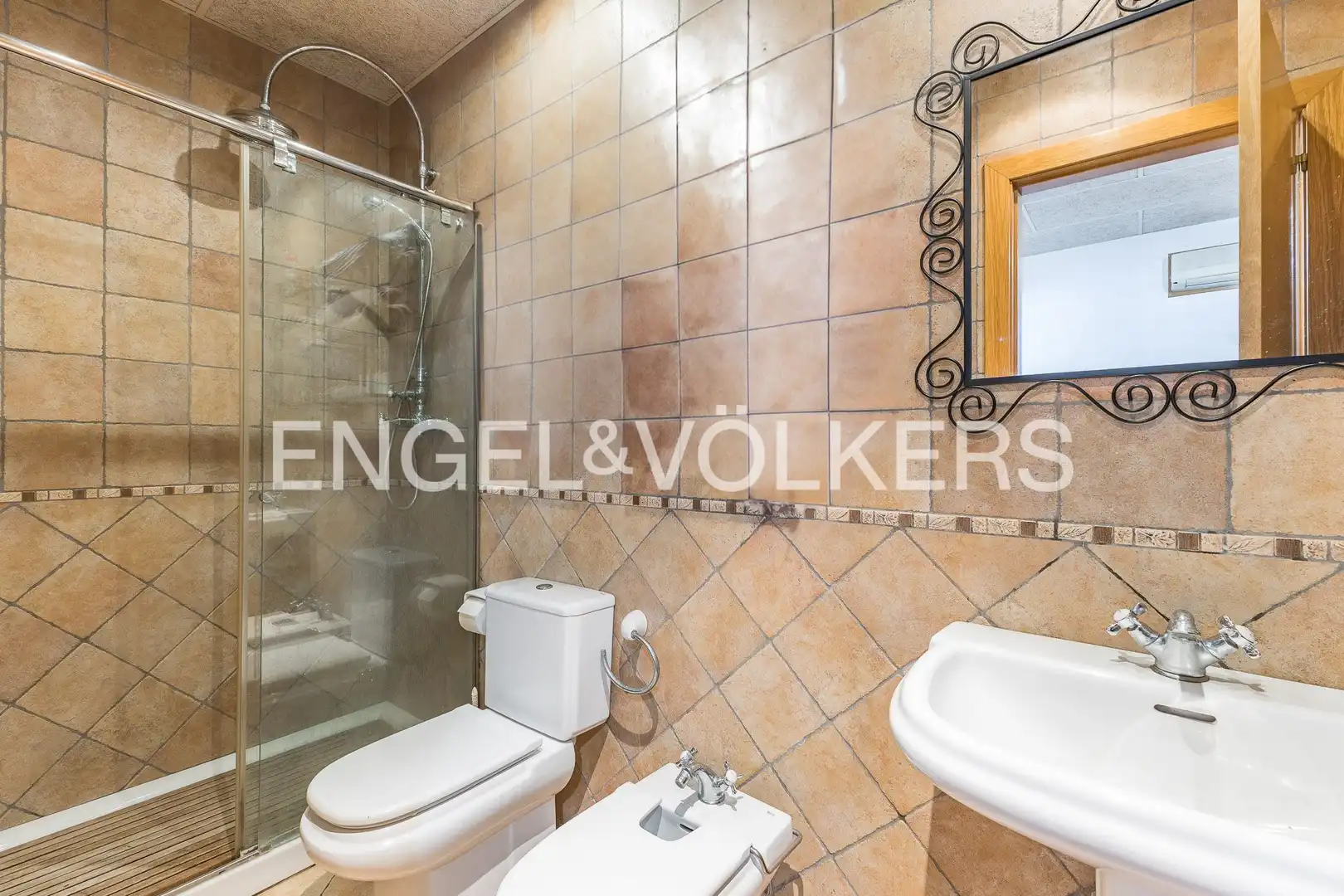 Casa o chalet en venta en El Prat de Llobregat con Aire acondicionado, Calefacción y Jardín privado