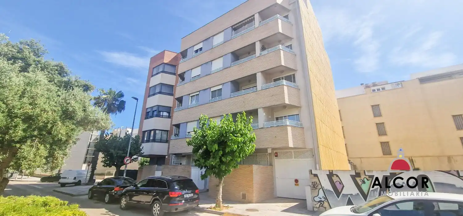 Vista exterior de Piso en venta en Benicarló con Terraza y Balcón