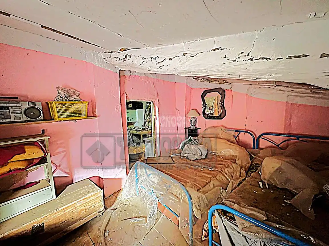 Habitación de Casa adosada en venta en Castillo-Albaráñez con Calefacción