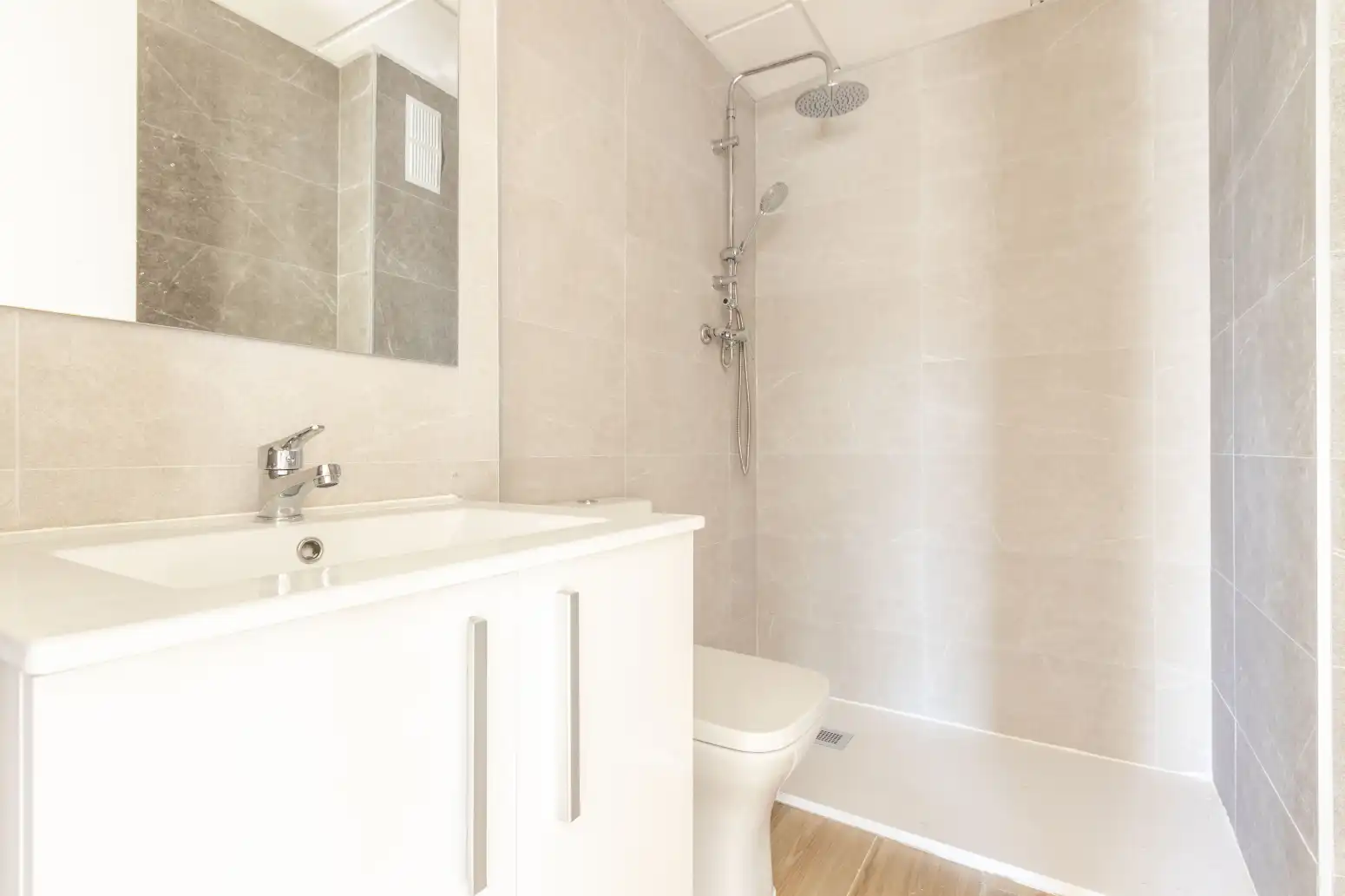 Baño de Ático en venta en Náquera con Aire acondicionado, Terraza y Trastero