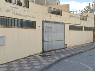 Local comercial en alquiler en La Zubia Ciudad