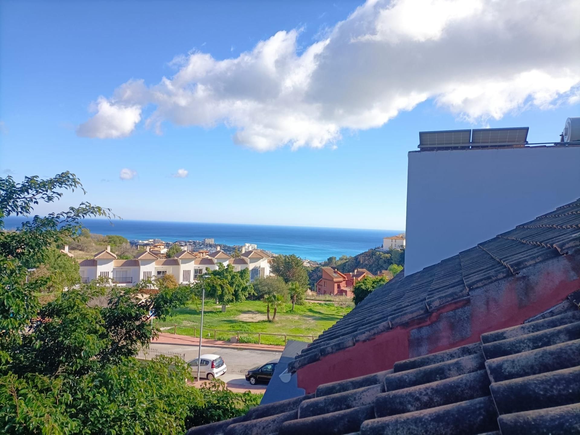 Exterior view of Single-family semi-detached for sale in Benalmádena  with Air Conditioner, Heating and Private garden