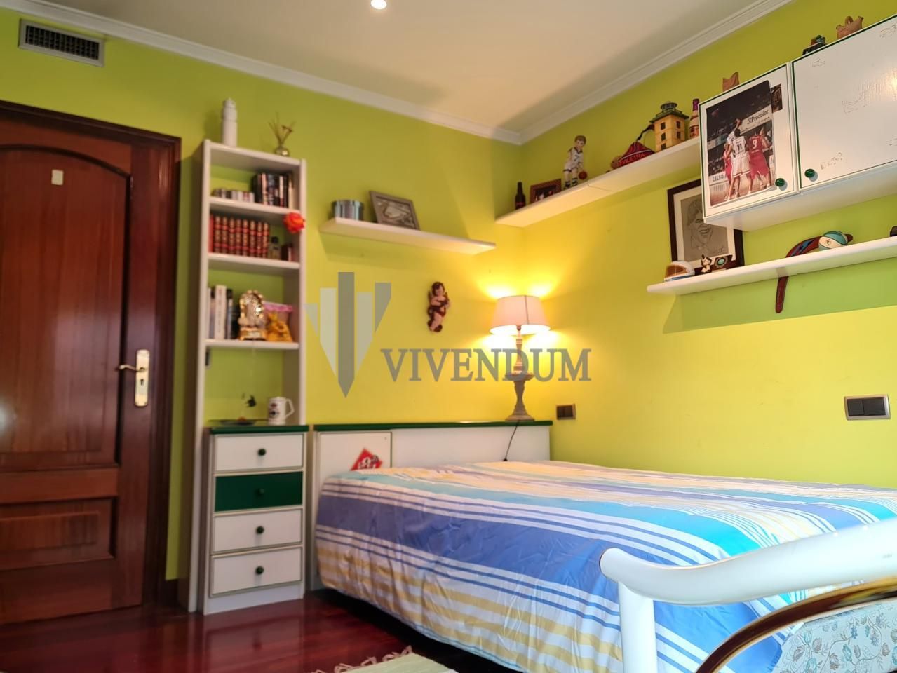 Bedroom of Flat for sale in Pontevedra Capital   with Heating and Balcony