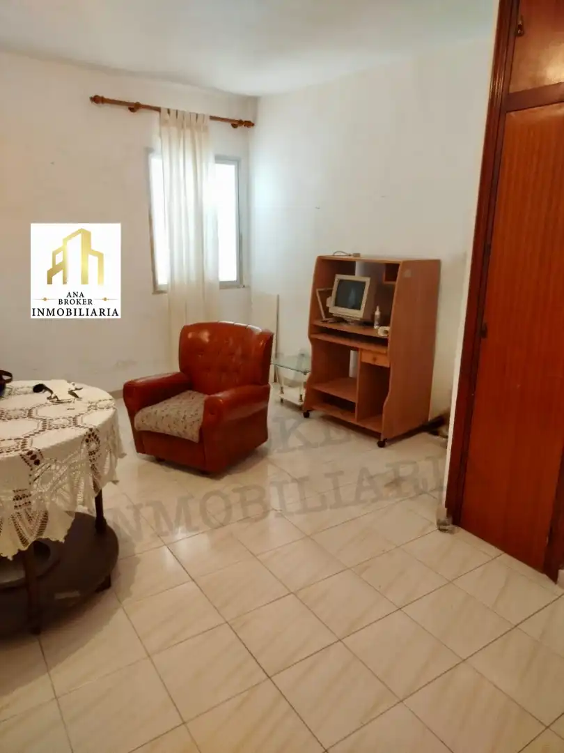 Sala de estar de Apartamento en venta en Cortes de la Frontera con Amueblado