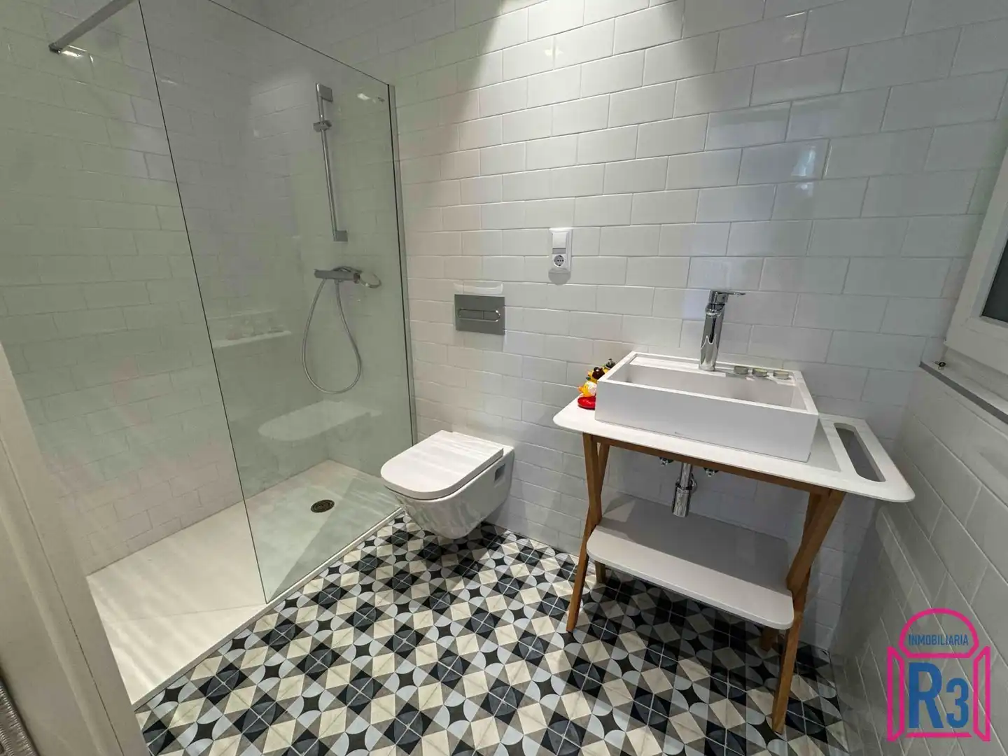 Baño de Casa o chalet en venta en León Capital  con Calefacción y Piscina