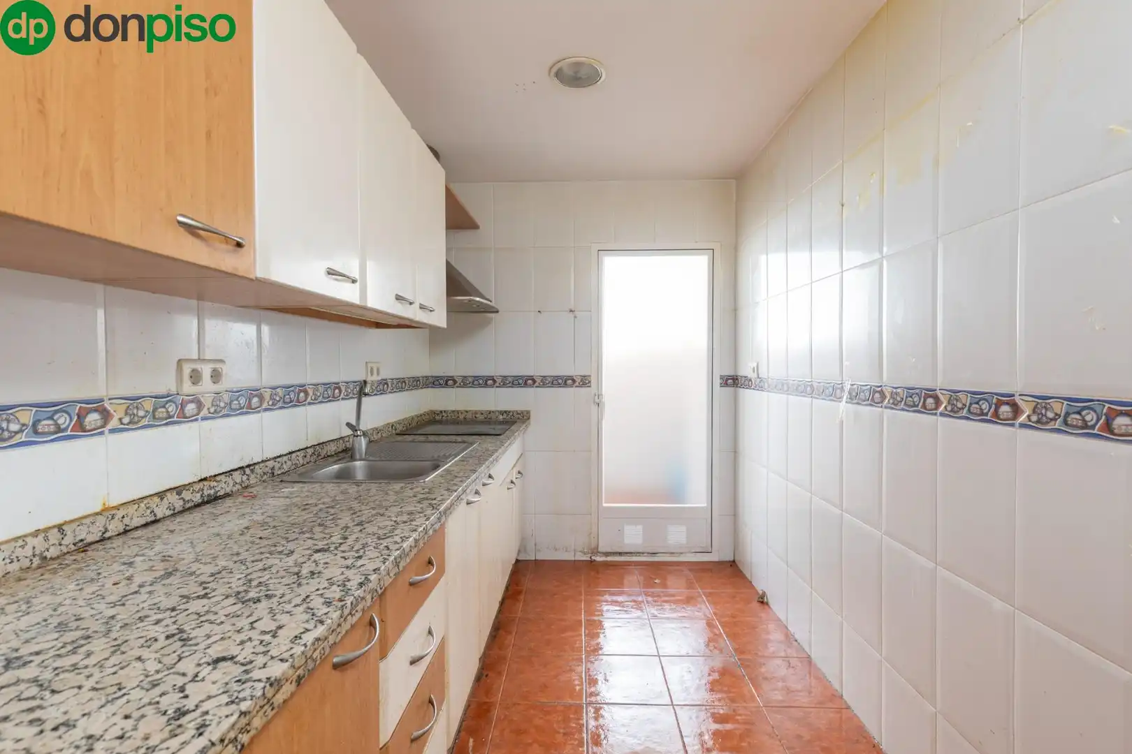 Piso en venta en Calle ALMUÑECAR, 4, Barrio de Zaidín