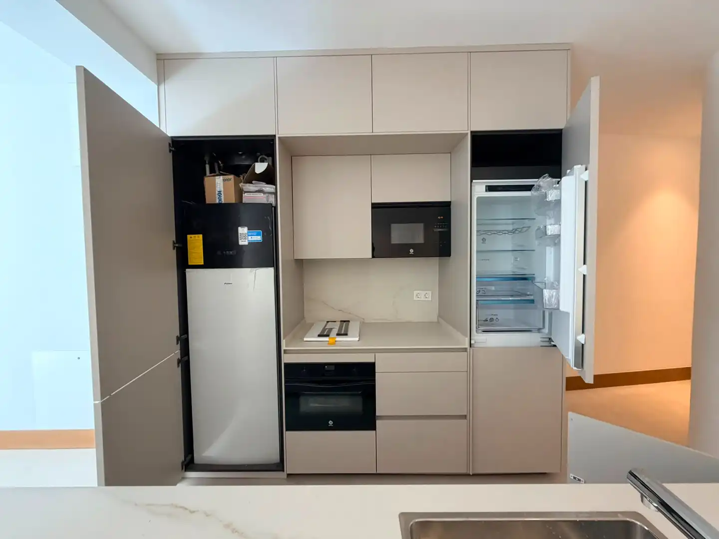 Kitchen of Flat for sale in Madrid  with Air Conditioner, Heating and Balcony