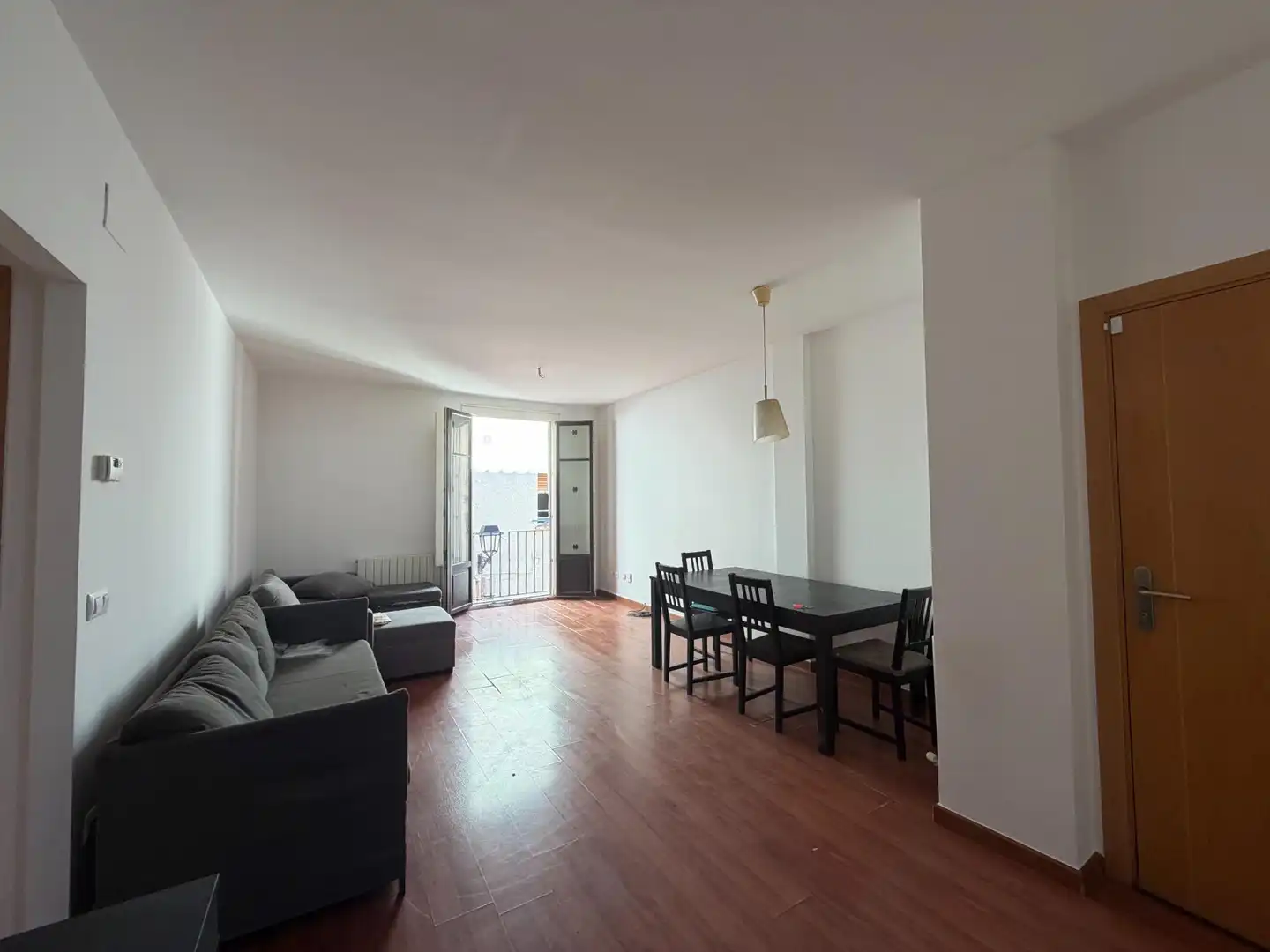 Sala de estar de Piso en venta en Castelló d'Empúries con Parquet y Trastero
