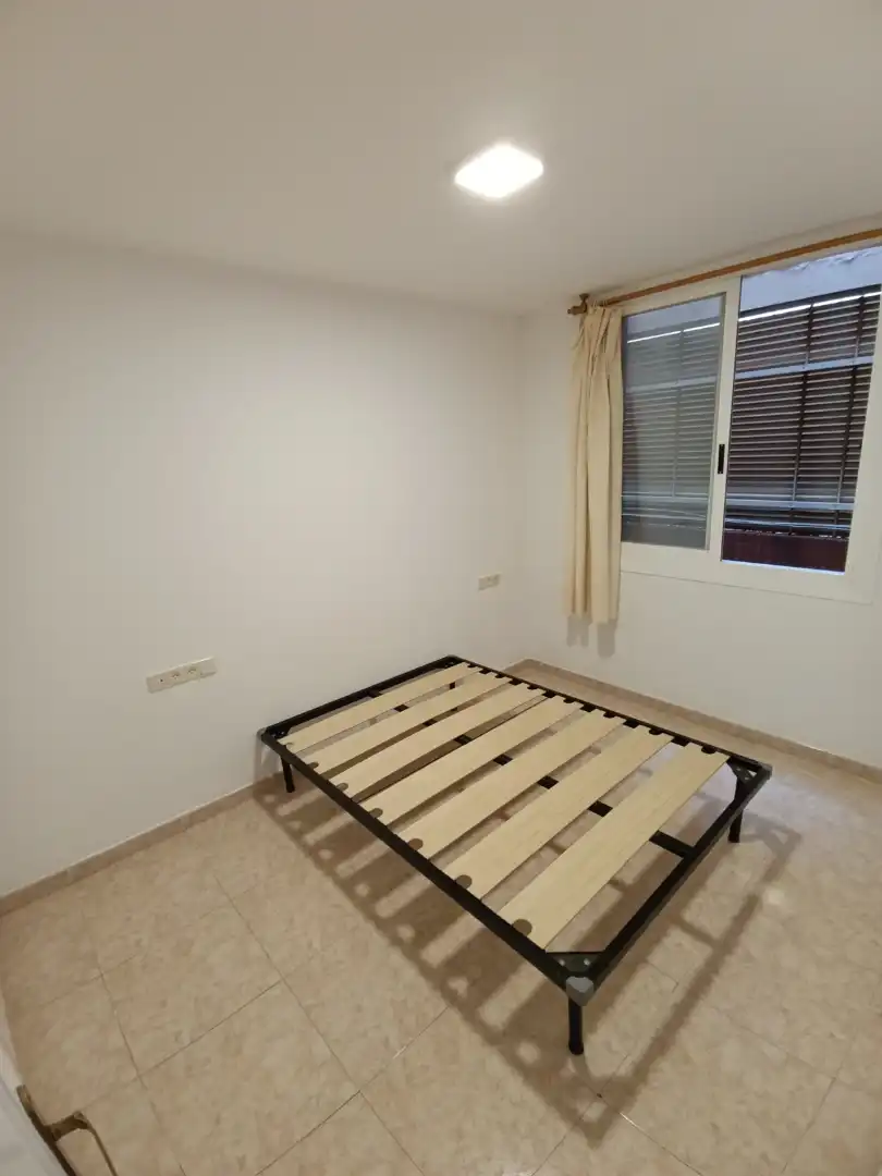Schlafzimmer von Wohnungen zur Miete in Sant Joan Despí mit Heizung, Möbliert und Ofen