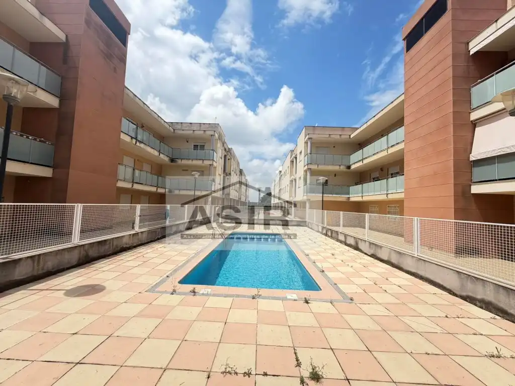Piscina de Pis en venda en Benicull de Xúquer amb Aire condicionat