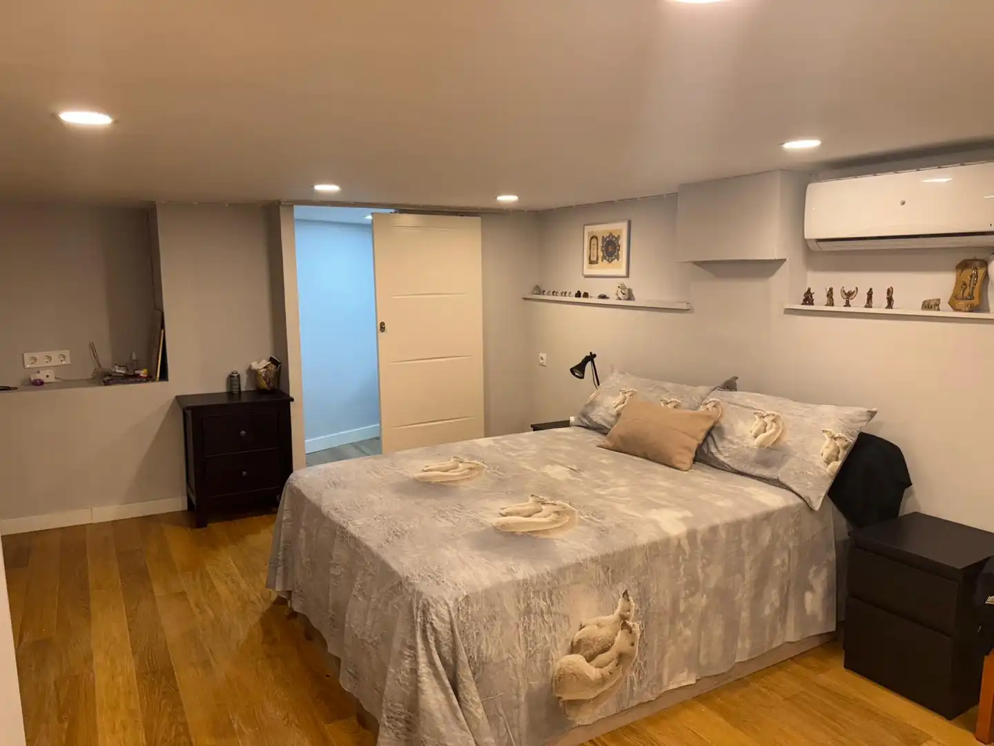 Habitación de Planta baja en venta en L'Hospitalet de Llobregat con Aire acondicionado