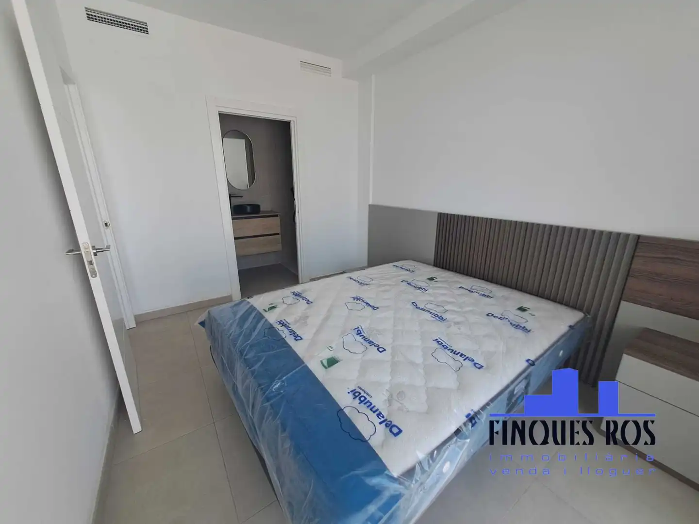 Bedroom of Apartments for sale in Vinaròs  with Air Conditioner, Terrace and Oven