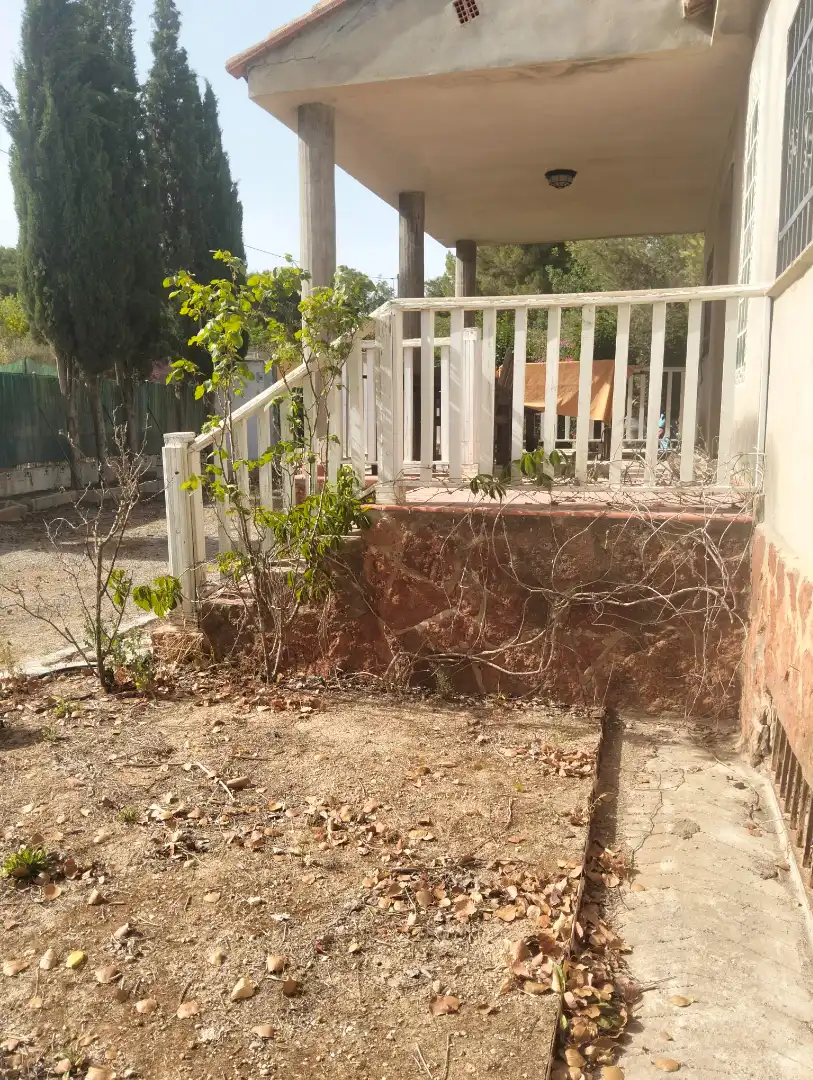 Chalet con jardín en venta en Vilamarxant