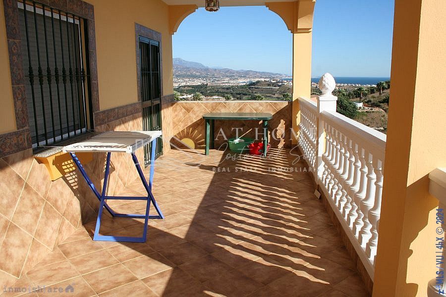 Terrassa de Finca rústica en venda en Vélez-Málaga amb Piscina