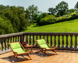 Terrassa de Casa adosada en venda en Donostia - San Sebastián  amb Calefacció, Jardí privat i Parquet