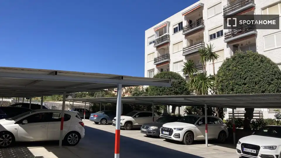 Habitación en La Carihuela - Los Nidos