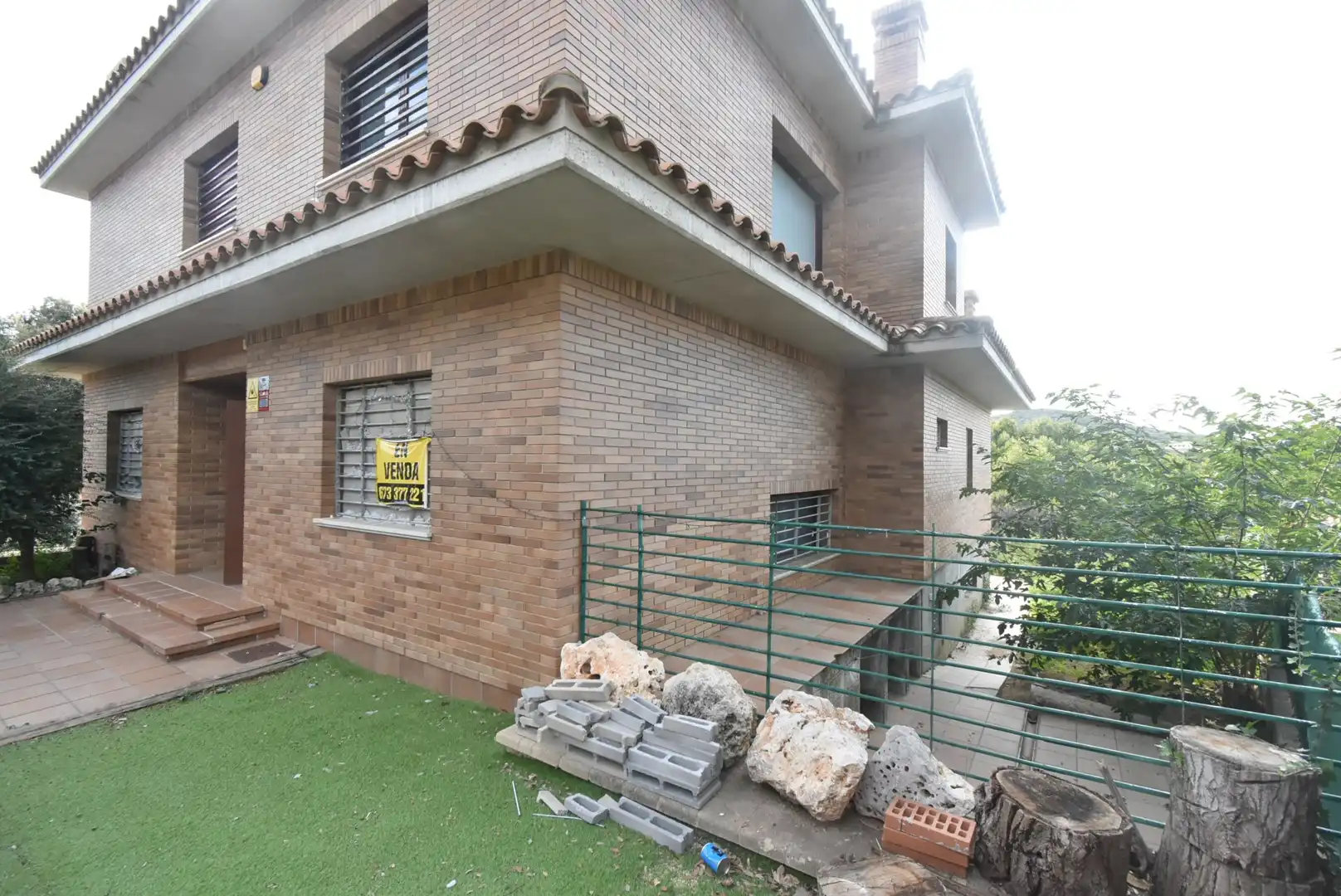 Vista exterior de Casa adosada en venda en Maçanet de la Selva amb Aire condicionat, Calefacció i Terrassa