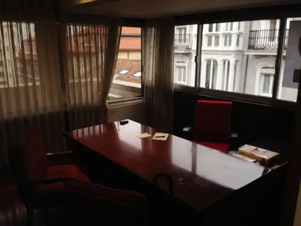 Office space with lift to rent in Calle de Santiago, imagen 10