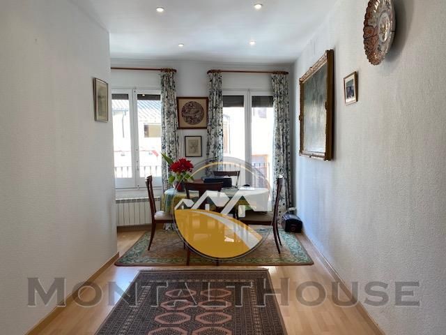 Menjador de Casa adosada en venda en Sant Vicenç de Montalt amb Calefacció, Parquet i Balcó