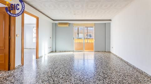 Foto 2 de Piso en venta en Torrent - Cl Sant Just, Camí Reial, Torrent