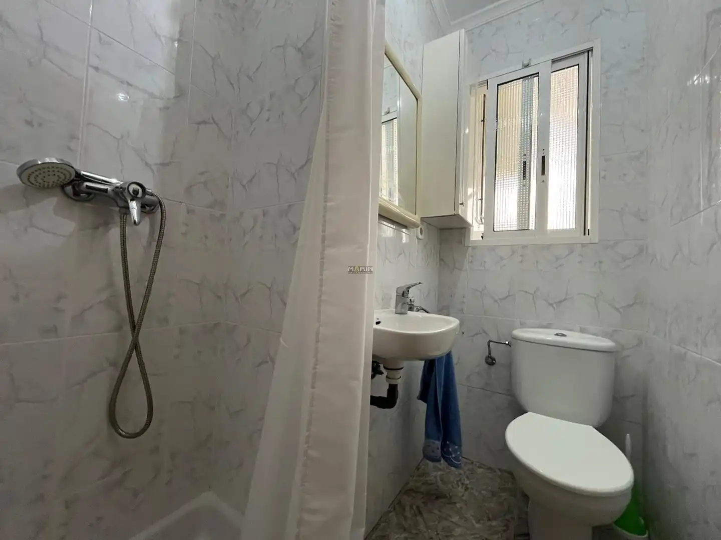 Baño de Piso de alquiler en Cartagena con Amueblado, Horno y Lavadora