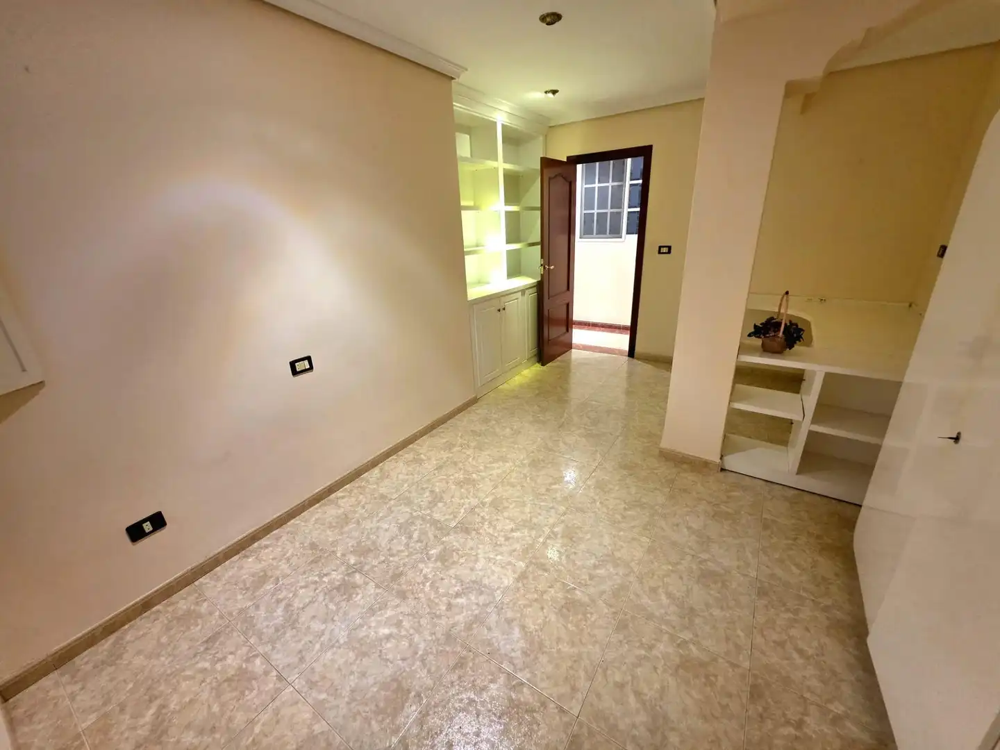 Piso en venta en Plaza Illes Columbretes