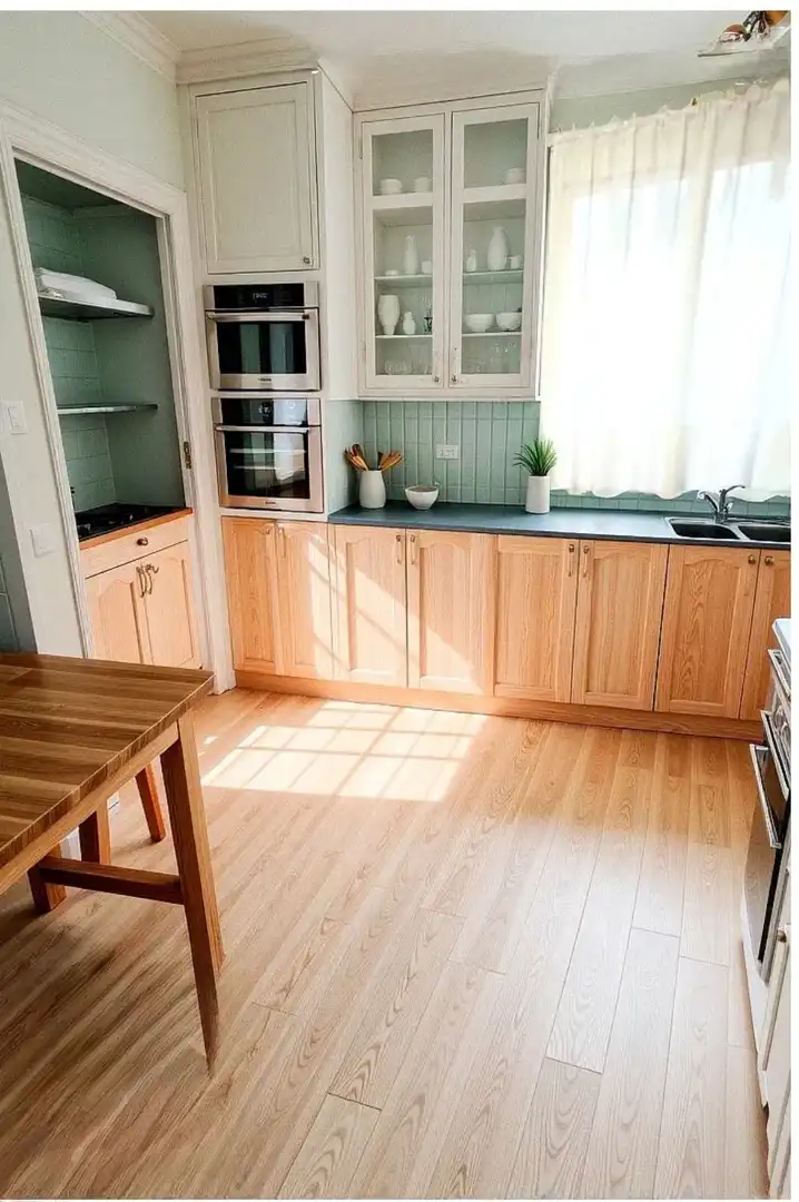 Cocina de Piso en venta en Madrid con Calefacción y Alarma