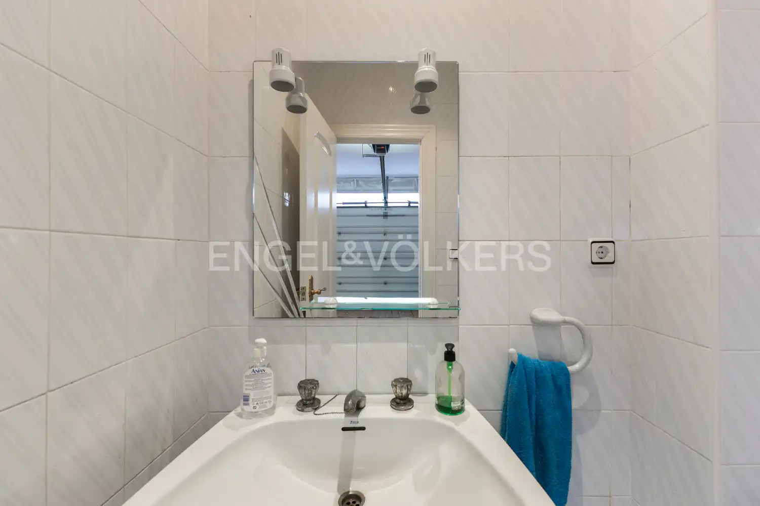 Bathroom of Houses for sale in Albal  with Air Conditioner, Heating and Parquet flooring