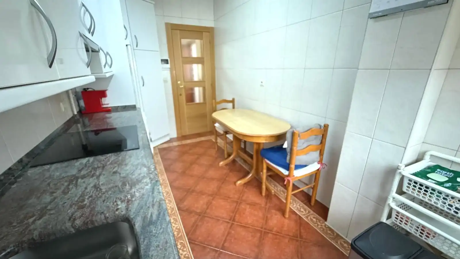 Küche von Wohnung zum Verkauf in Vitoria - Gasteiz mit Heizung, Terrasse und Abstellraum