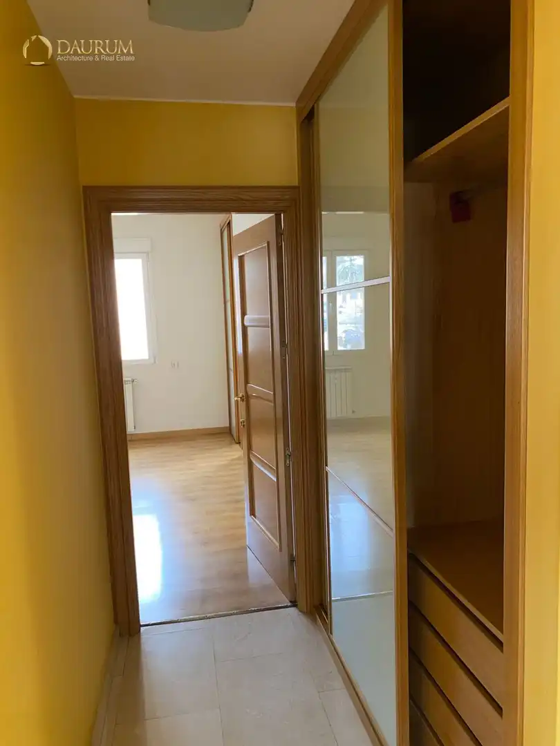 Wohnung zum Verkauf in Madrid mit Klimaanlage, Heizung und Terrasse