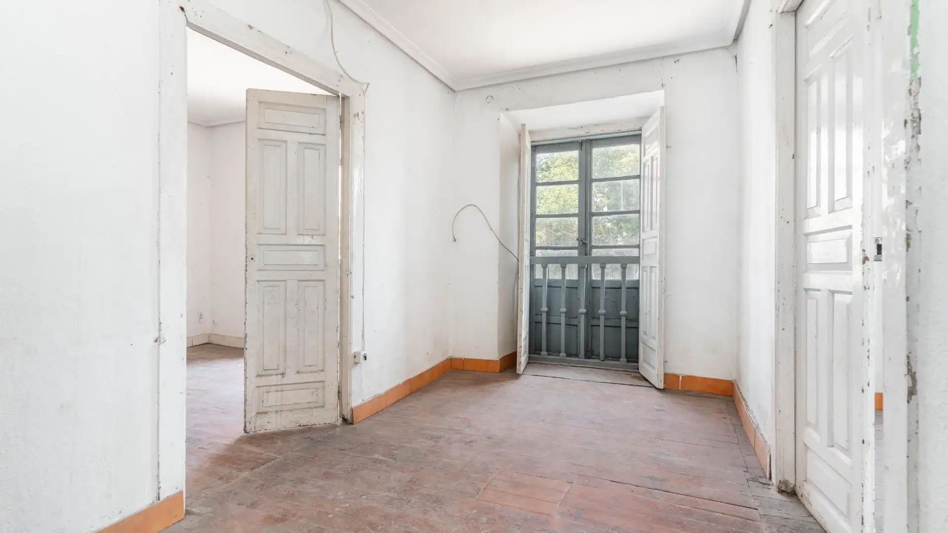 Country homes for sale in Soto del Barco