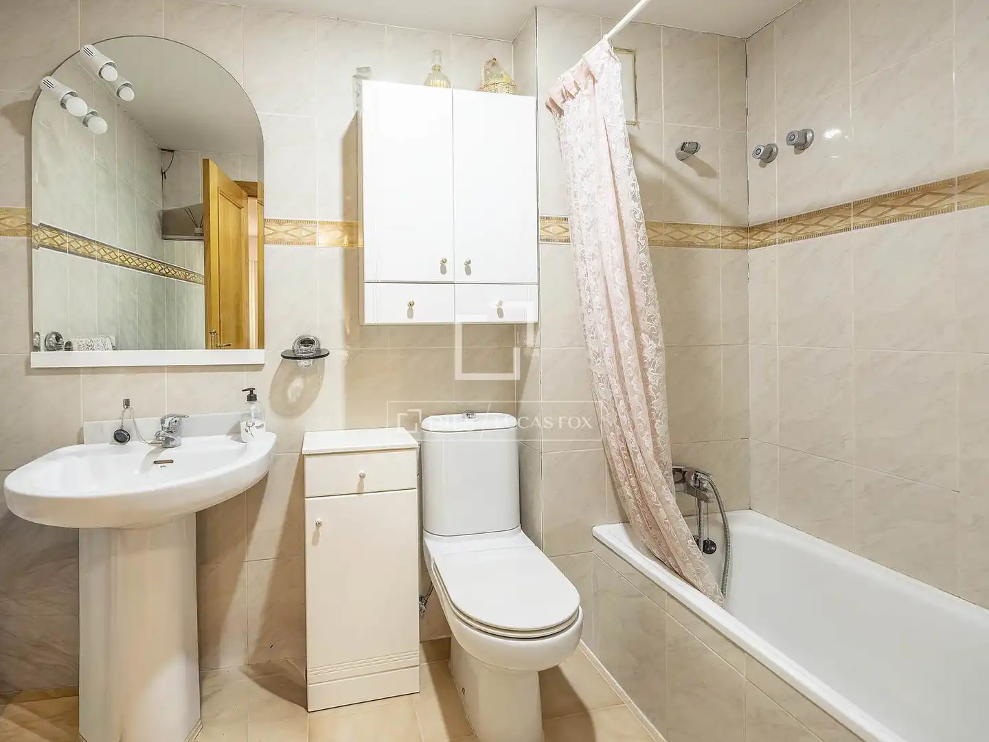 Badezimmer von Wohnung zum Verkauf in Valencia mit Klimaanlage, Möbliert und Balkon