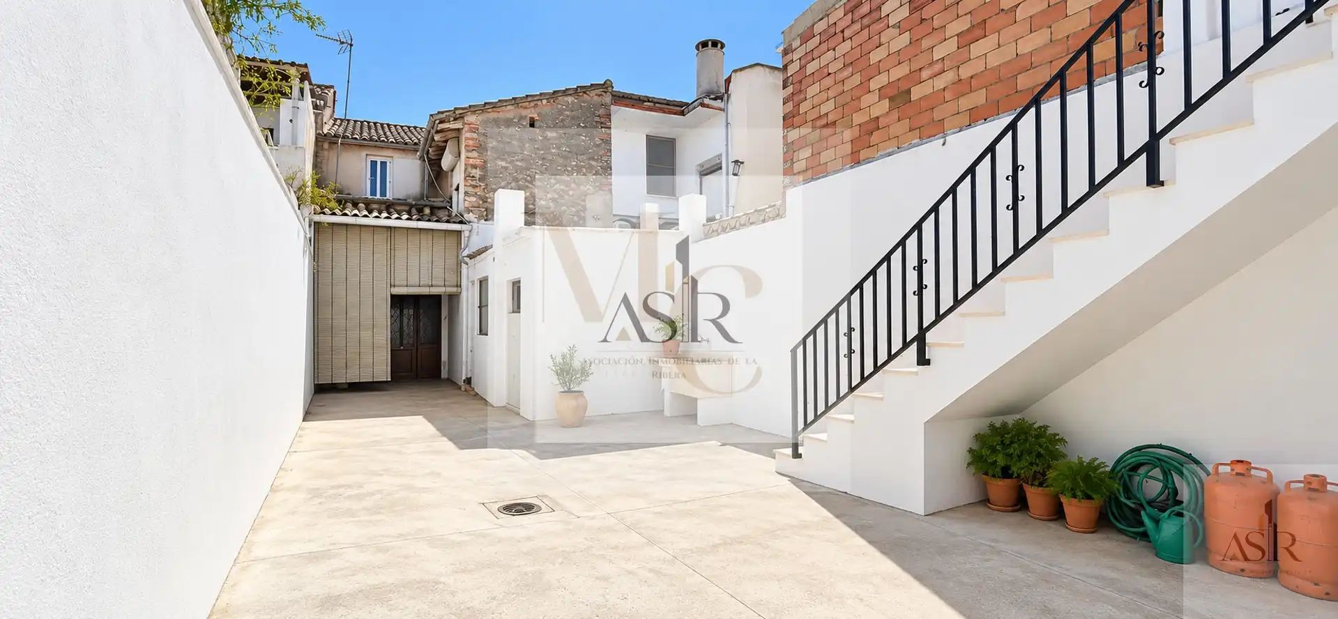 Vista exterior de Casa o xalet en venda en Benifaió amb Terrassa i Traster