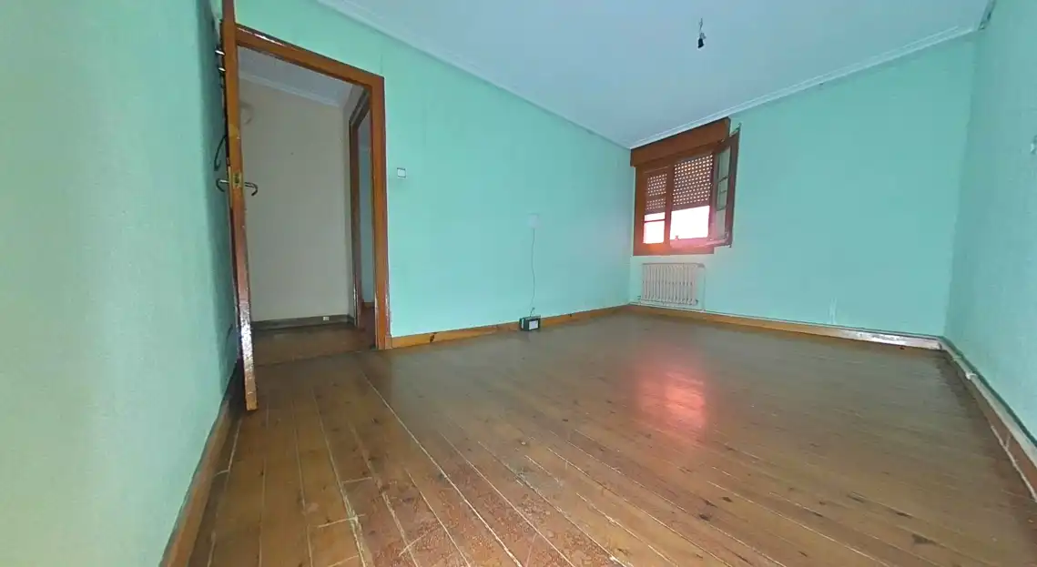 Flat with terrace for sale in Calle Santa Isabel, imagen 2