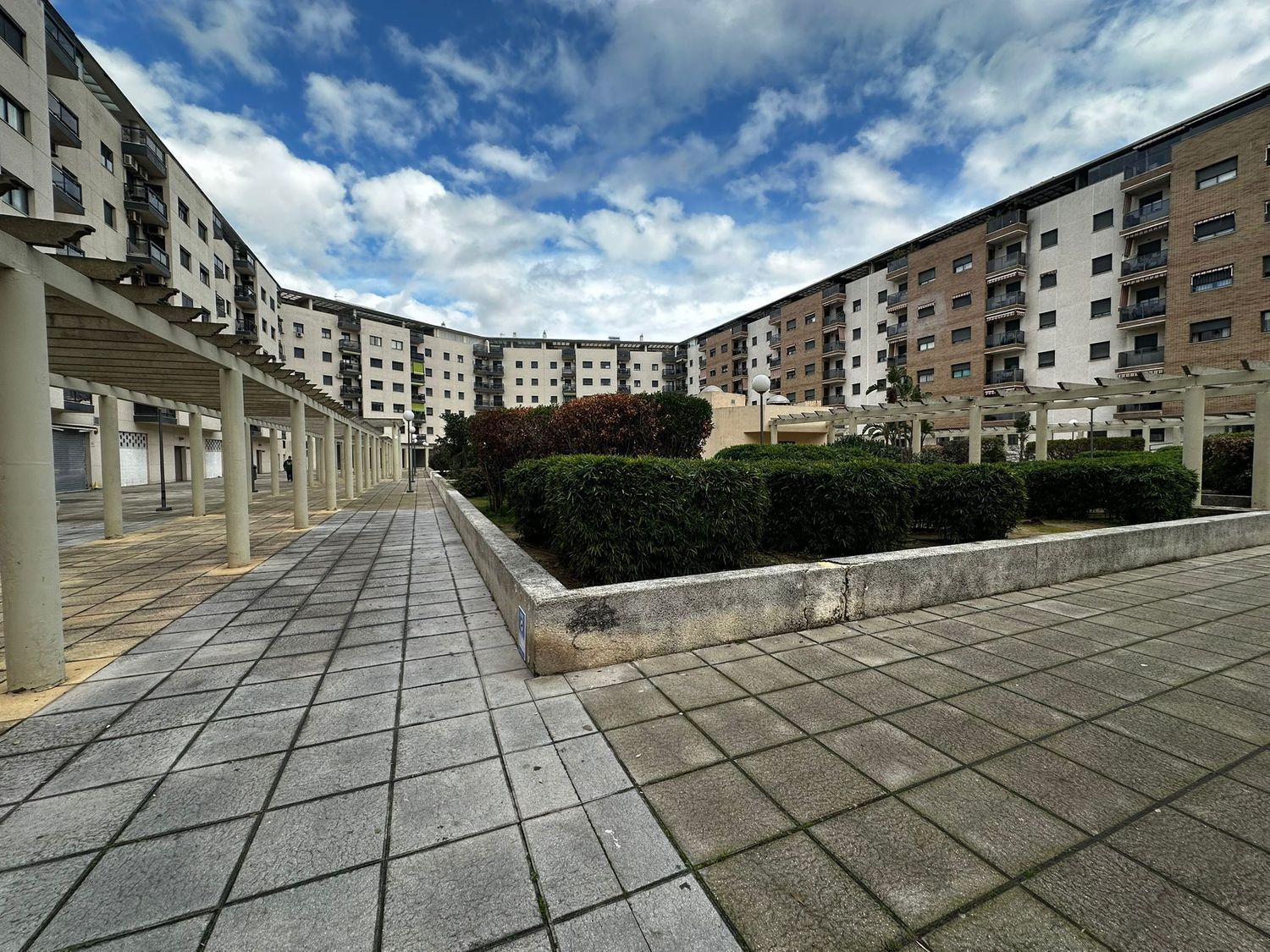 Exterior view of Flat for sale in Algeciras  with Terrace and Storage room