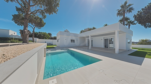 Foto 2 de Casa o chalet en venta en Los Franceses – La Vega, Chiclana de la Frontera