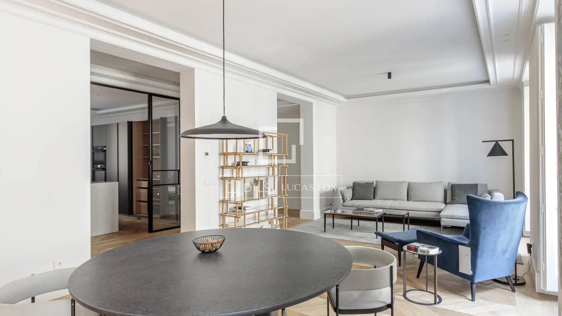 Living room of Flat for sale in Alcorcón  with Air Conditioner, Heating and Parquet flooring