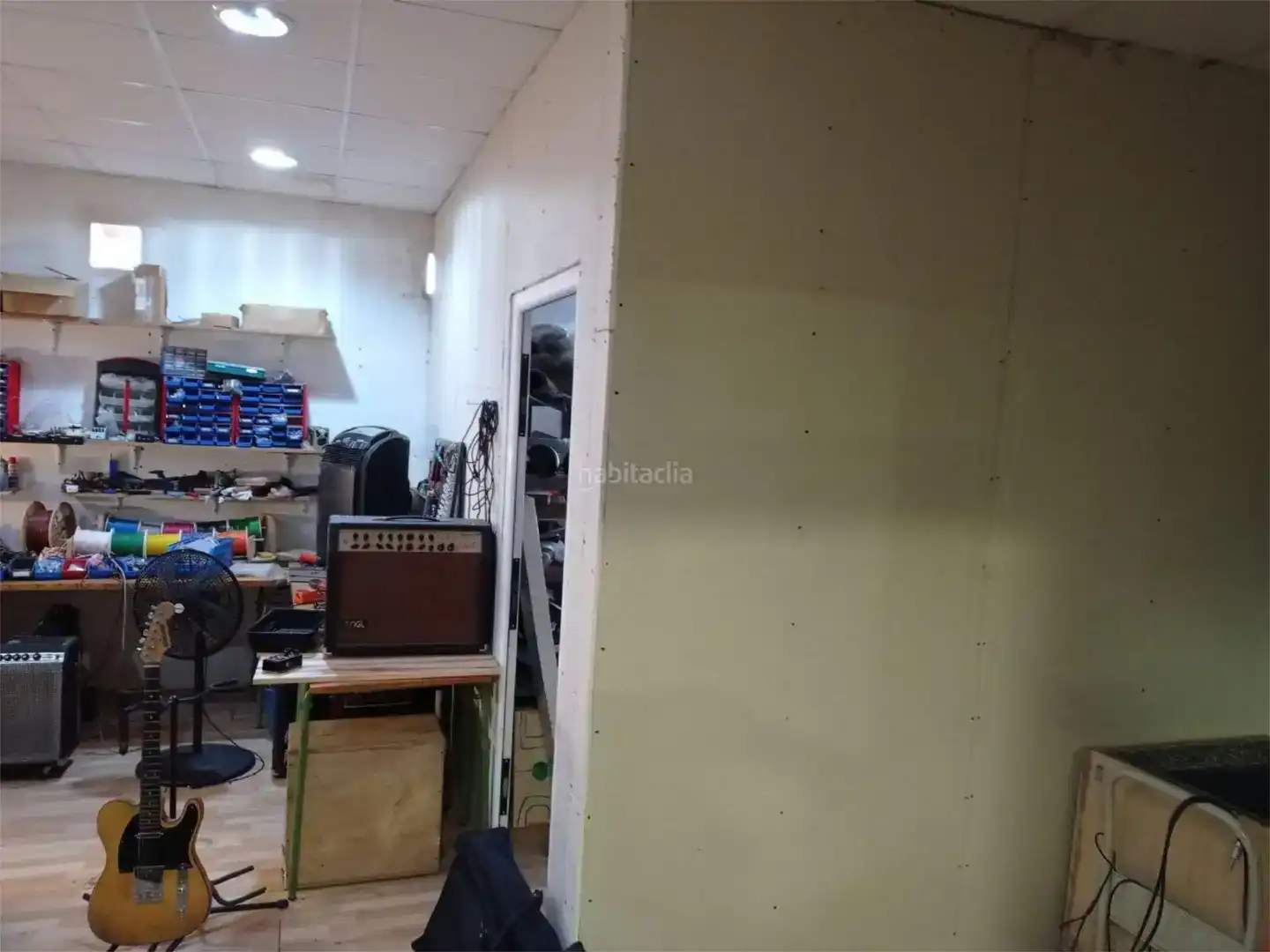 Commercial properties for rent in Alberic  with Parquet flooring