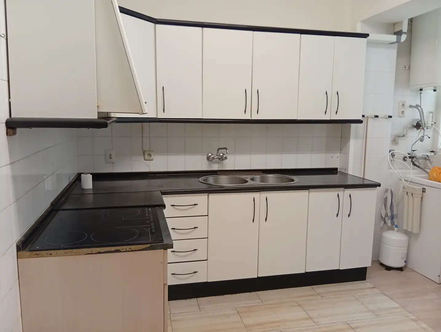 Kitchen of Commercial properties for rent in Granada