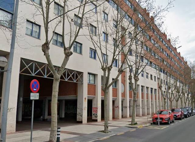 Garaje en Venta en Avenida Beato Tomás de Zumárraga en Txagorritxu