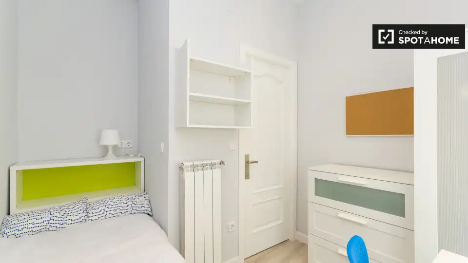 Habitación en Universidad - Malasaña