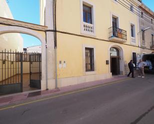 Vista exterior de Pis en venda en El Pla del Penedès