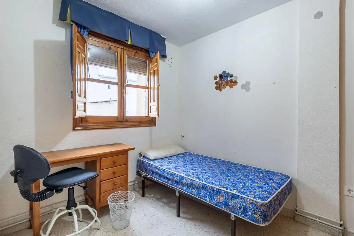 Dormitori de Casa o xalet en venda en Granada amb Aire condicionat i Terrassa