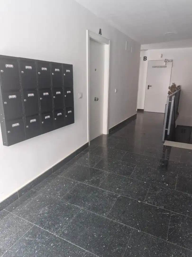 Flat for rent in Madrid  with Air Conditioner, Heating and Storage room
