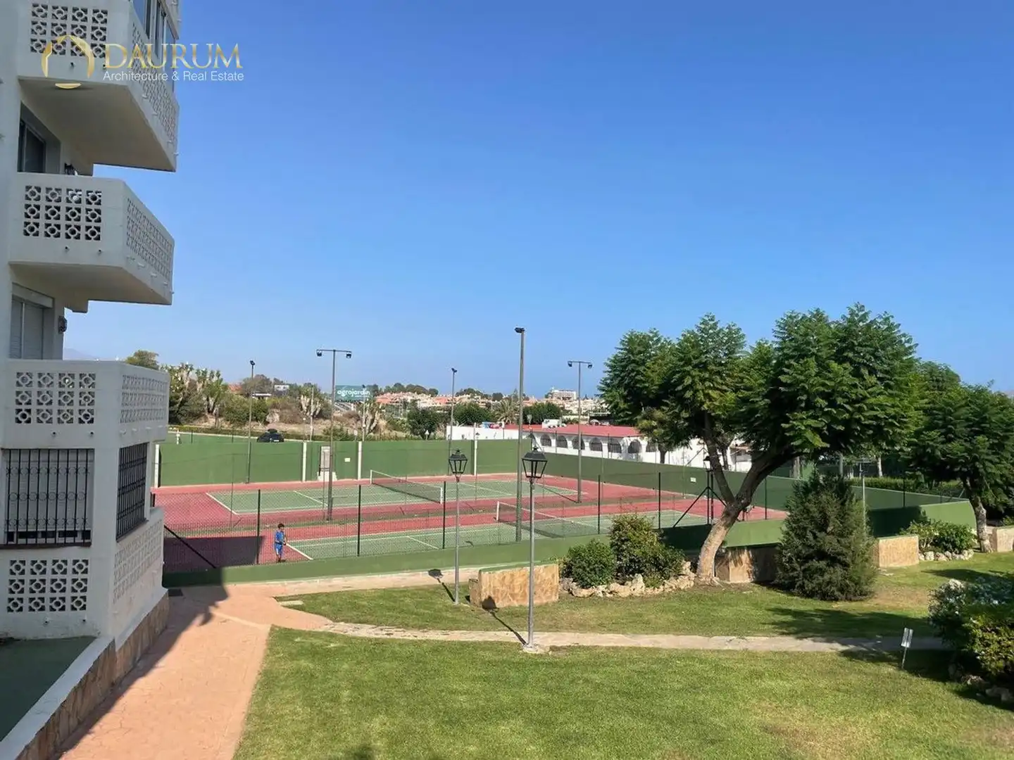 Vista exterior de Pis en venda en Selwo