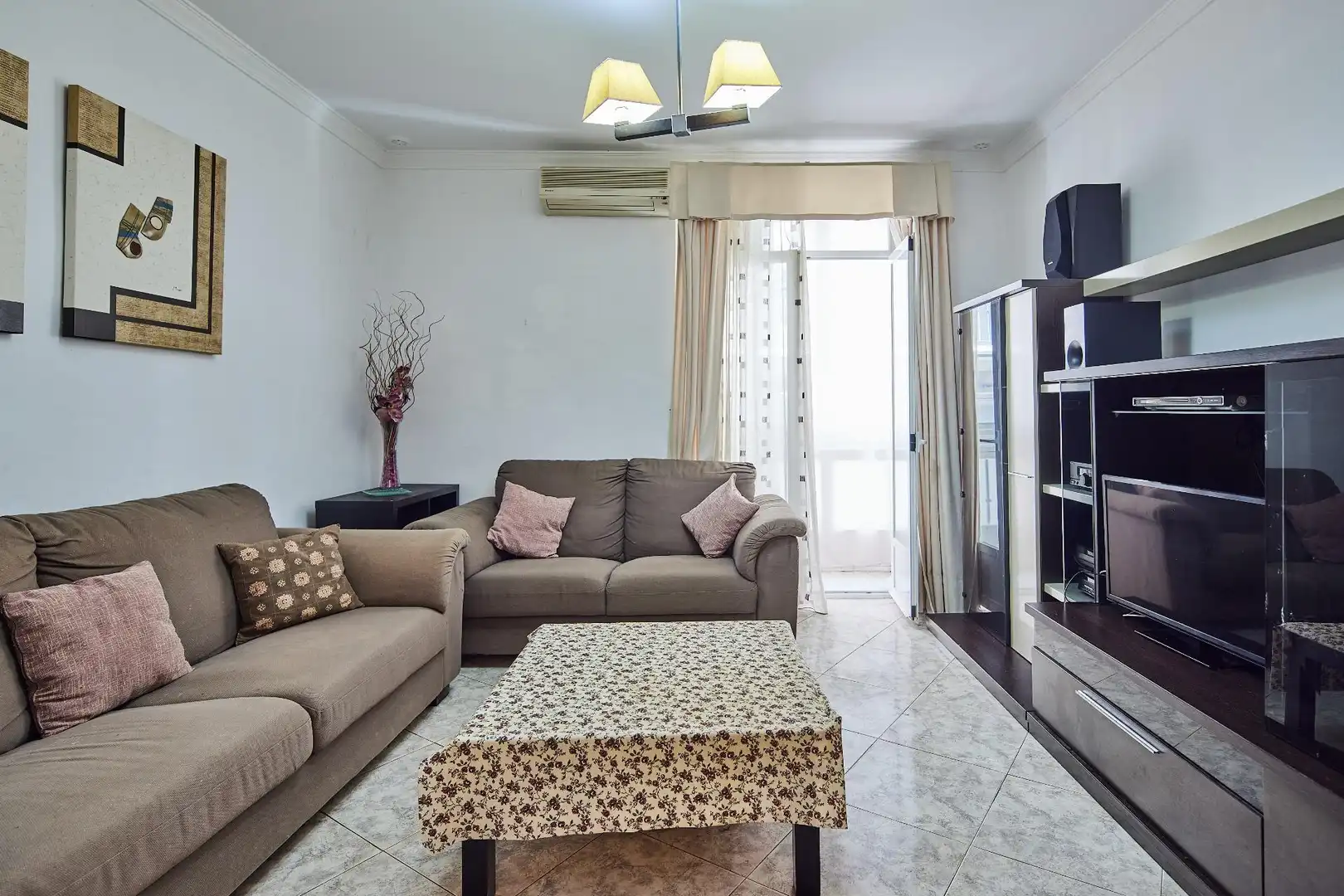 Wohnzimmer von Wohnung zum Verkauf in Cádiz mit Klimaanlage, Abstellraum und Balkon