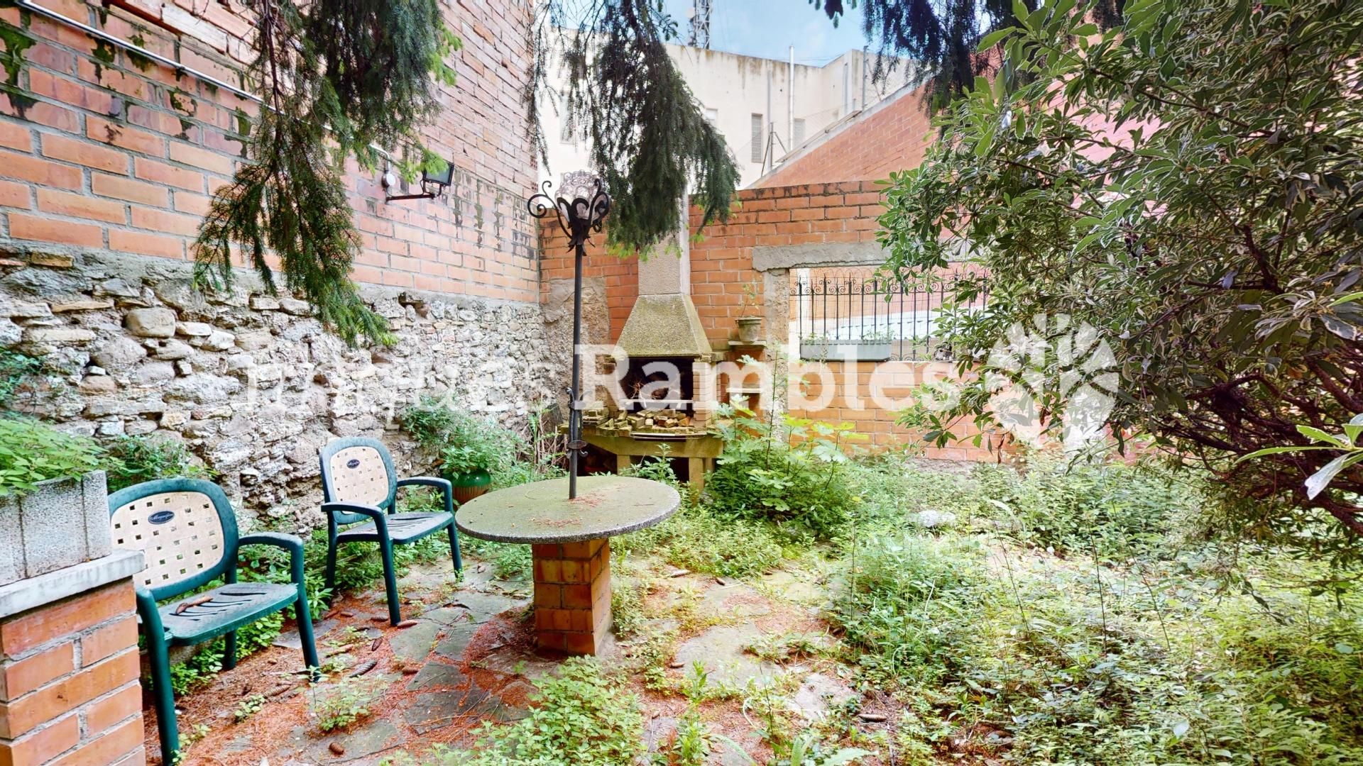 Jardí de Casa o xalet en venda en Igualada amb Calefacció, Jardí privat i Traster
