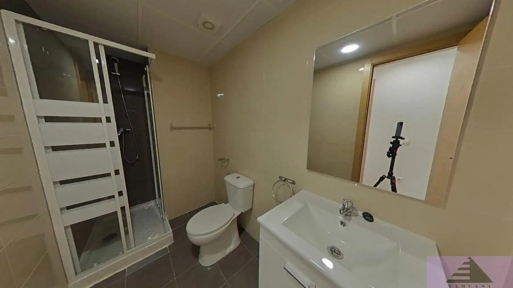 Bathroom of Flat for sale in Aranjuez  with Air Conditioner, Heating and Balcony