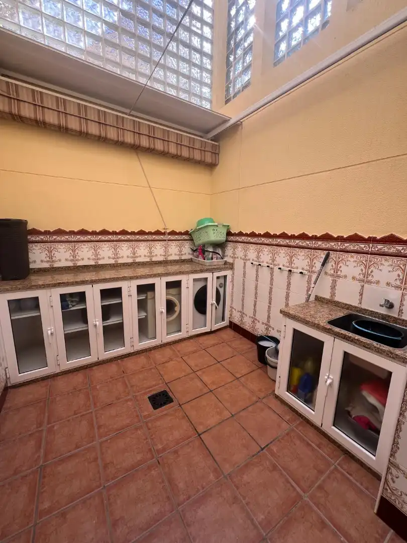 Cocina de Casa adosada en venta en Melilla con Aire acondicionado, Jardín privado y Terraza